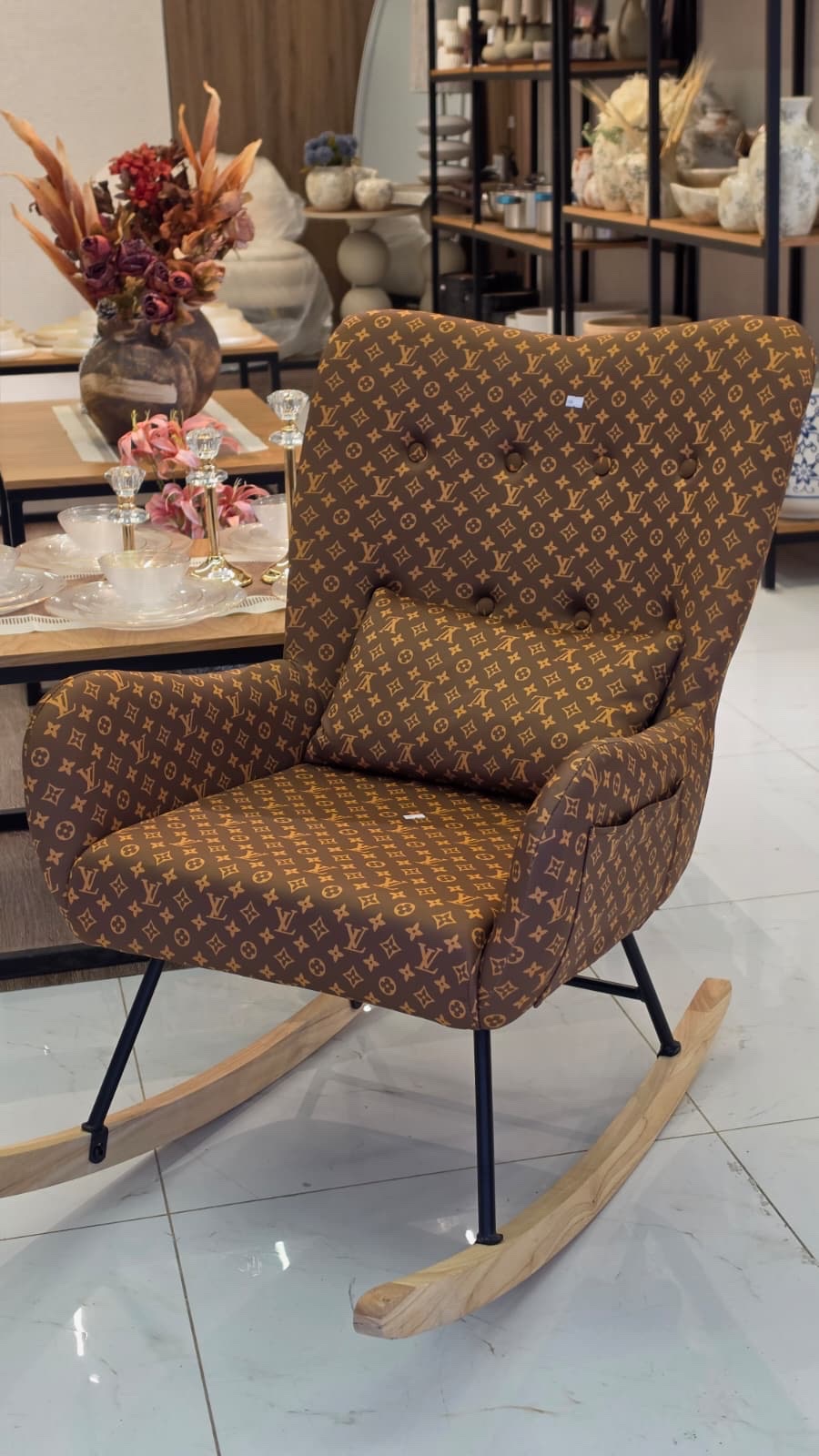 كرسي هزاز Lv قماش