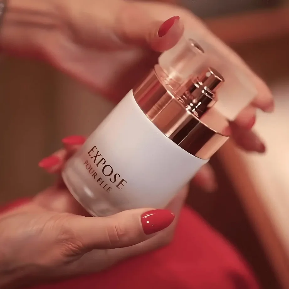 Fragrance World Expose Pour Elle Fragrance World بديل بايريدو بلانش (100ml ستاتي)
