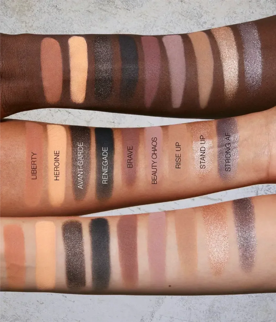 HUDA BEAUTY PRETTY GRUNGE EYESHADOW PALETTE