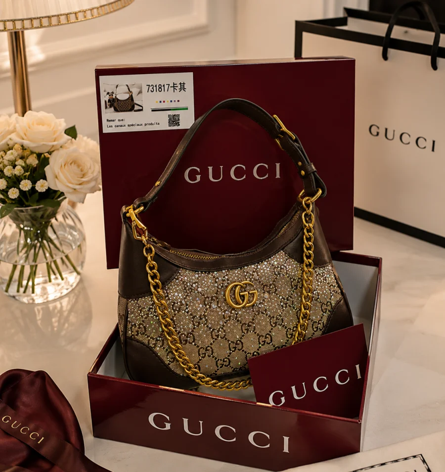 حقيبه GUCCI مختومه ماستر مع علبه كوليتي عاليه