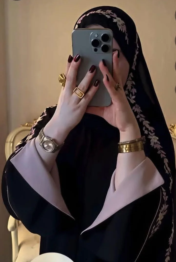 عبايه بشاله معرقه