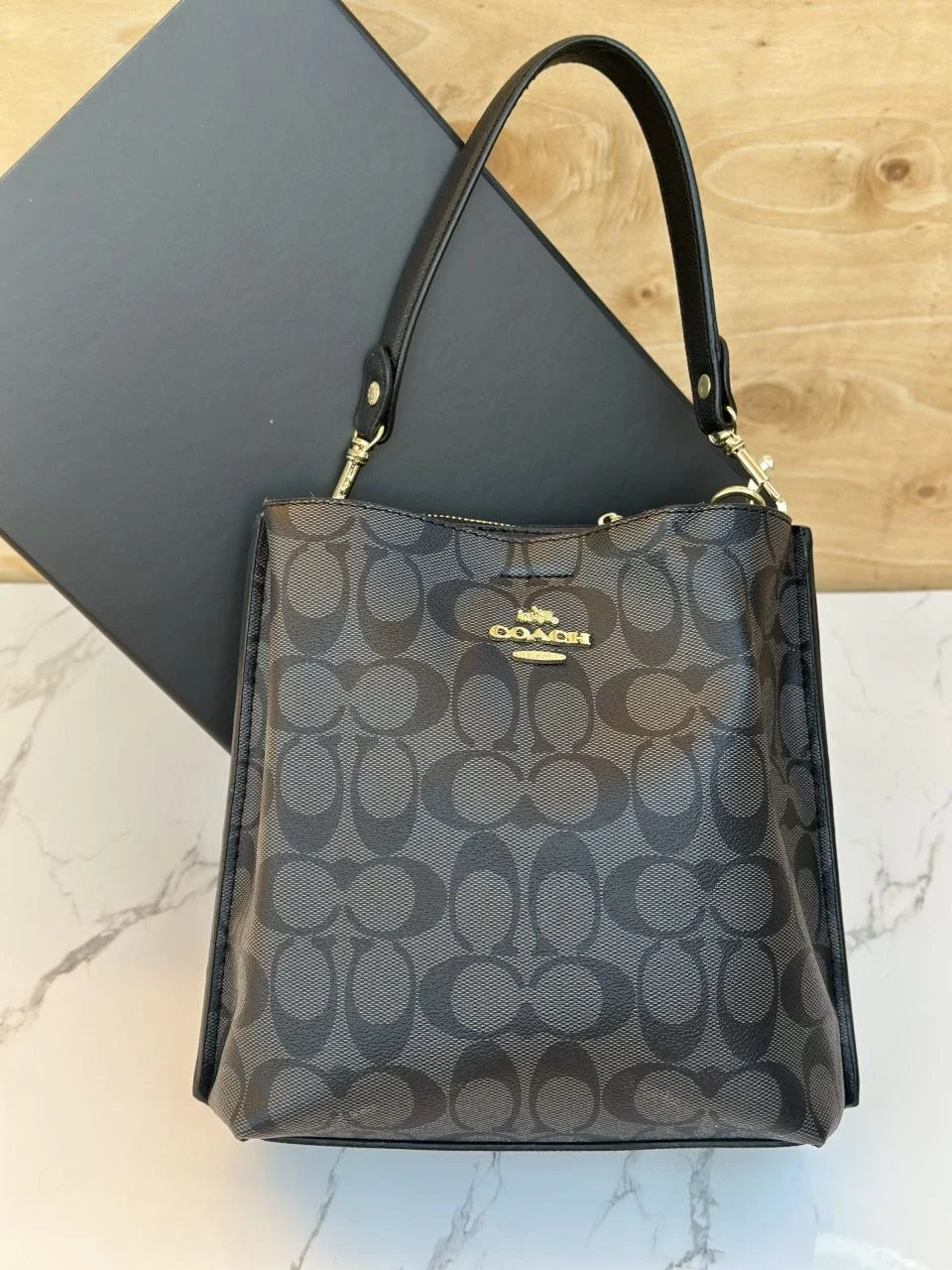 حقيبة كوتش فاخرة مع بوكس | Luxury Coach Bag with Box