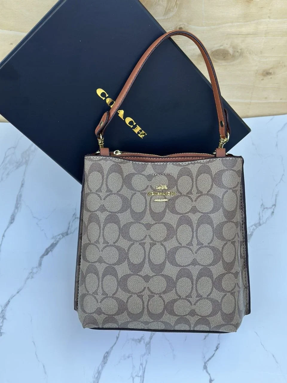 حقيبة كوتش فاخرة مع بوكس | Luxury Coach Bag with Box