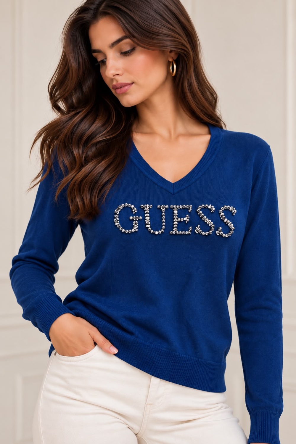 بلوزة GUESS كحلي مع ستراس