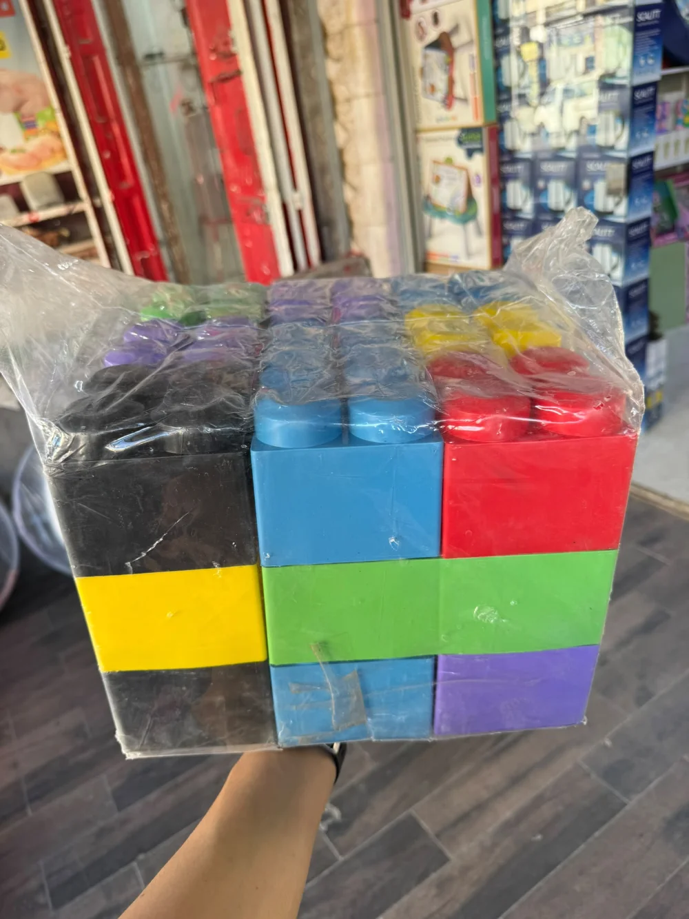 ليجو حجم كبير